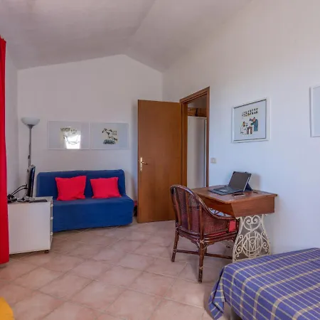 Querceto By Interhome * Sassofortino